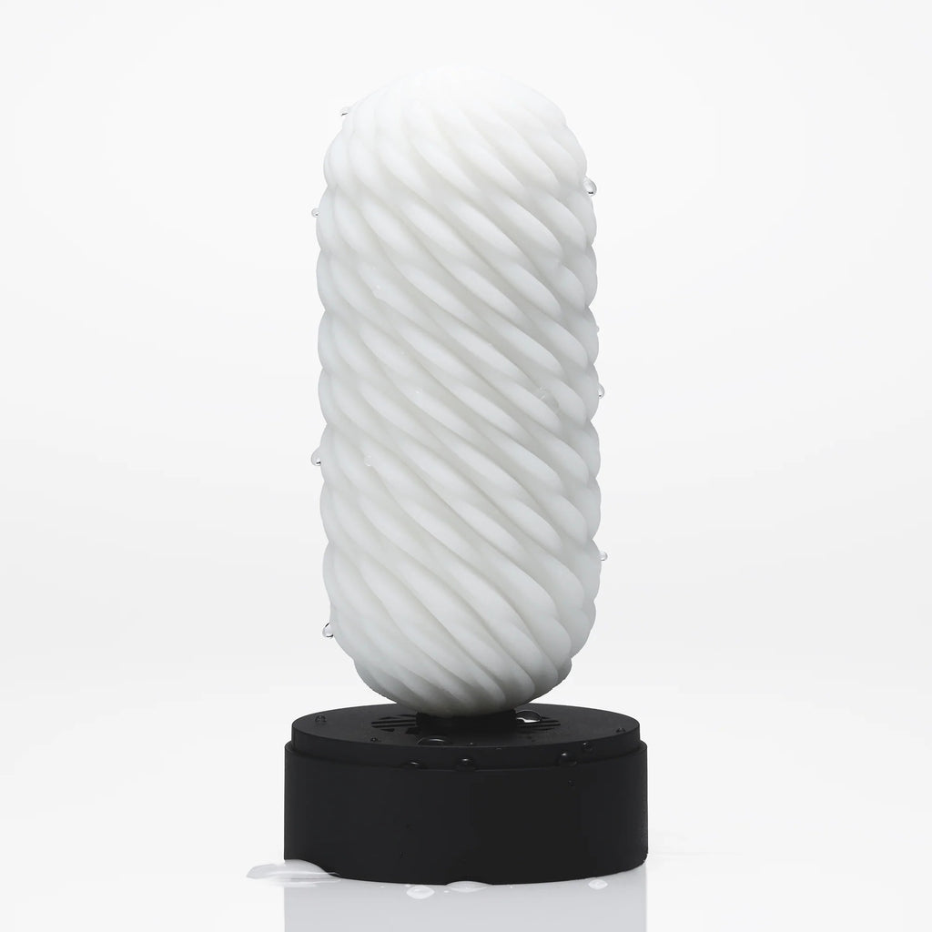 Masturbador Masculino Reutilizável TENGA 3Dx FLOW