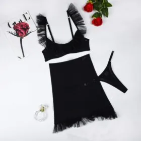 Conjunto Mini Saia, Soutien e String Com Tule